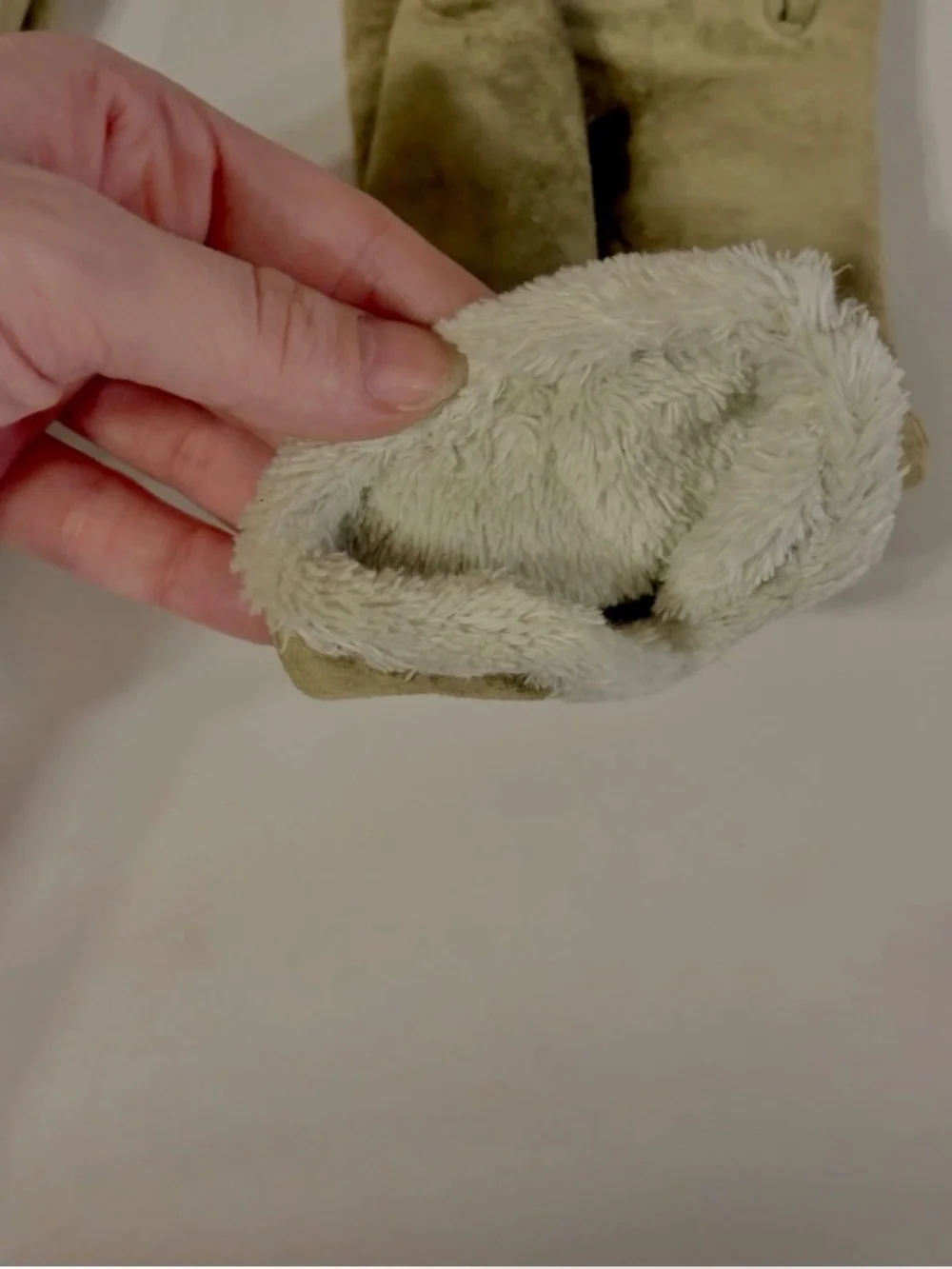 Vintage Genuine Suede Leather Winter Gloves Sherpa Lined Dusty Olive Women’s M
